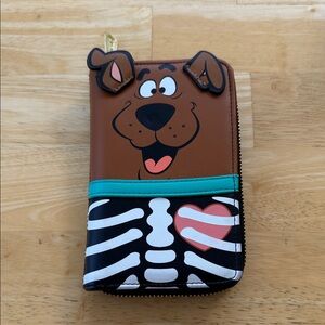 Loungefly Scooby-Doo Brown & Black Dog Wallet with Teal Accent